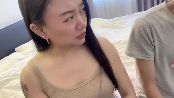 台湾SWAG Daisybaby台灣熟女素人！人妻外遇跟前男友無套約砲